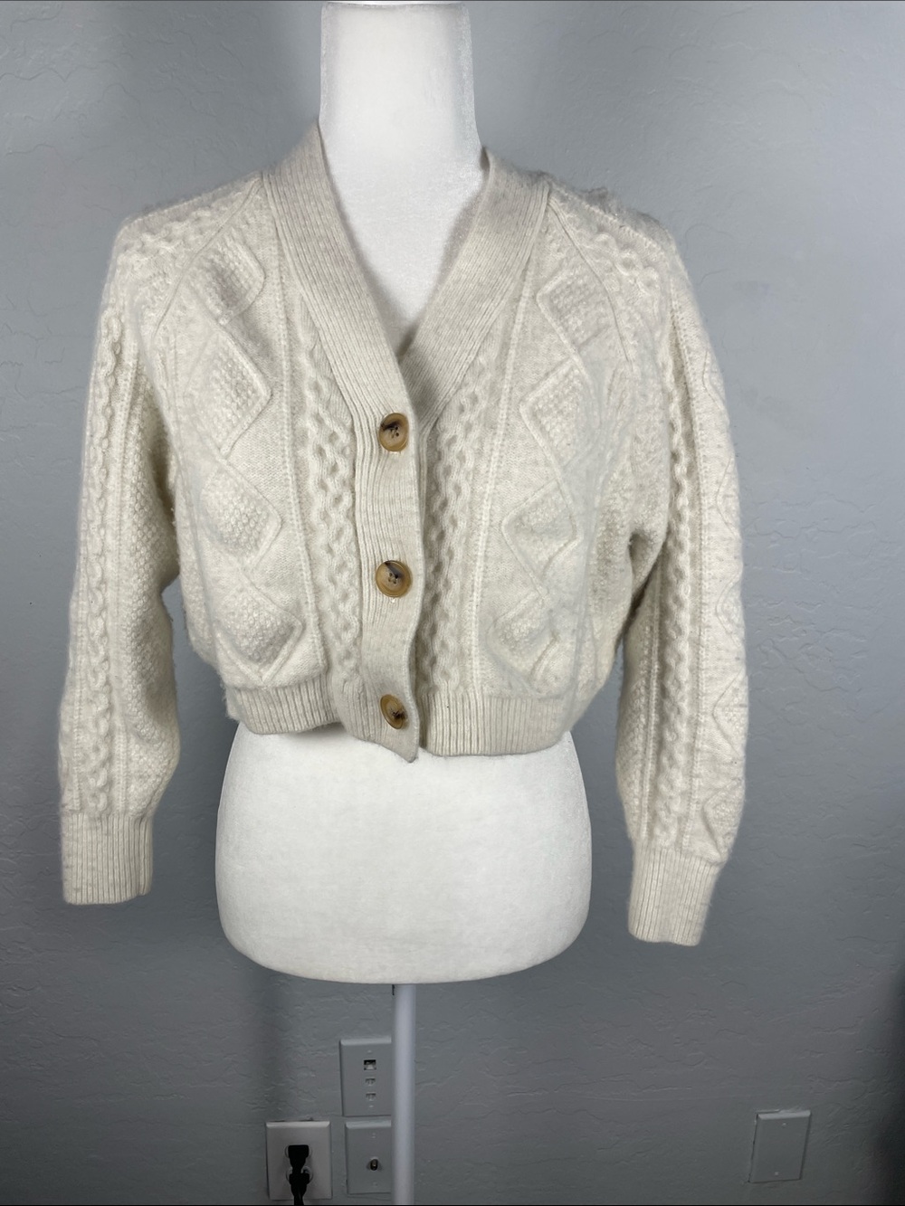 Madewell Cream Cable Knit Cropped Merino Wool Blend Cardigan Size Large - Picture 2 of 9